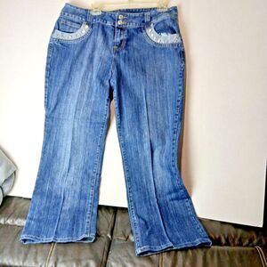 Mwah Jeans for Women Size 16W with Rhinestones on Pockets.